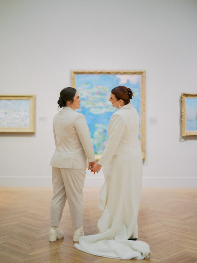 Legion of Honor wedding couple taking pictures inside the galleries 